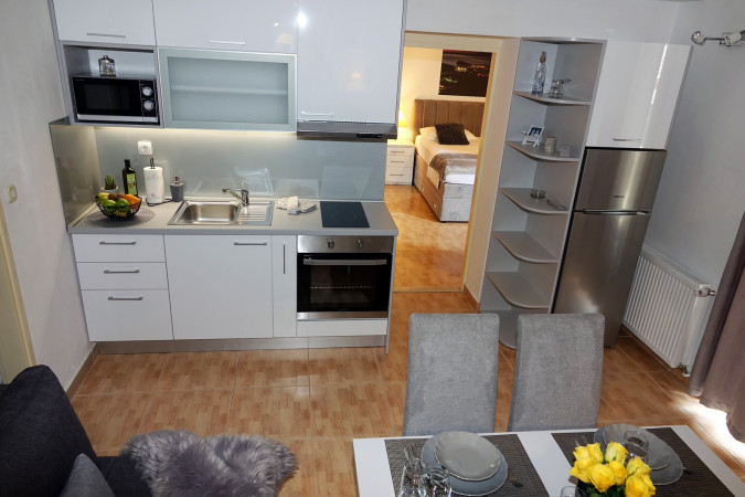 Apartments, Apartments Silvana Makarska
