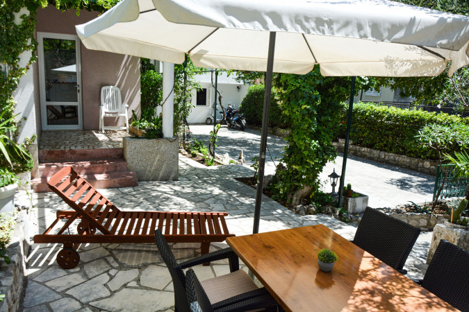 Beautiful environment, Apartments Silvana Makarska