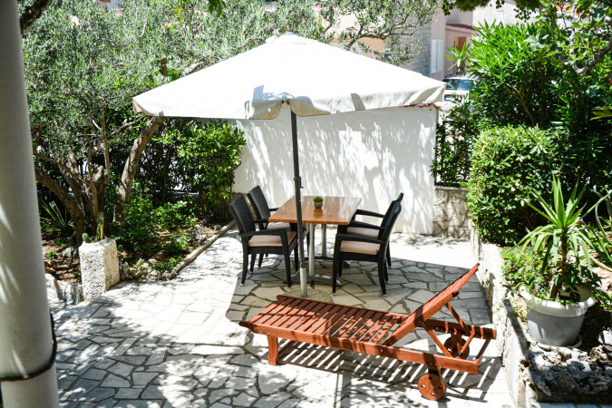 Beautiful environment, Apartments Silvana Makarska